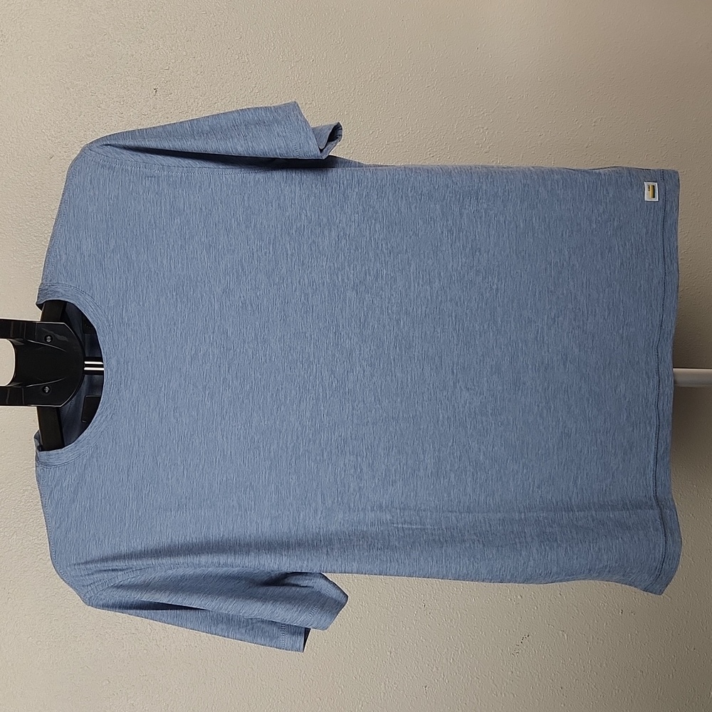 Vuori Men's Strato Tech Tee in Blue Heather Size L